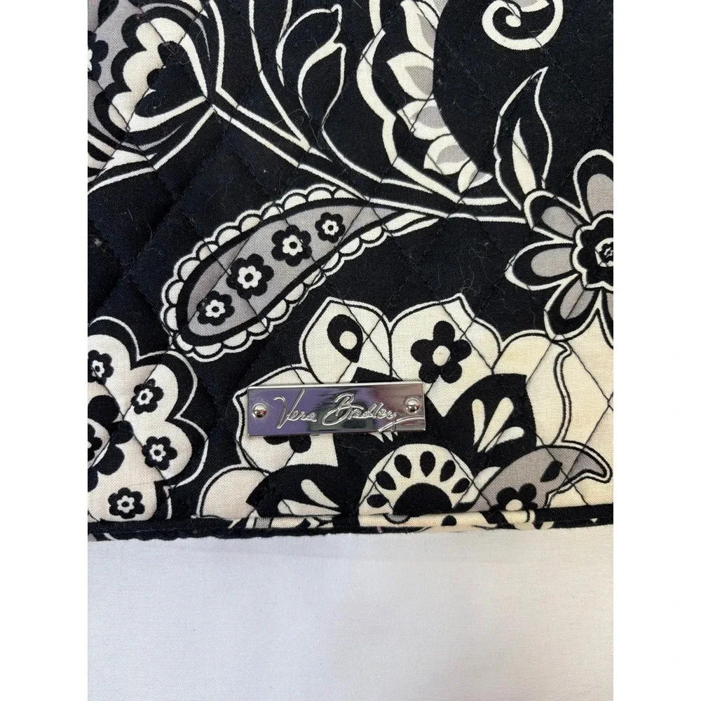 Vera Bradley Quilted Black White Paisley Floral Tech Cosmetic Pouch 9x6 Case